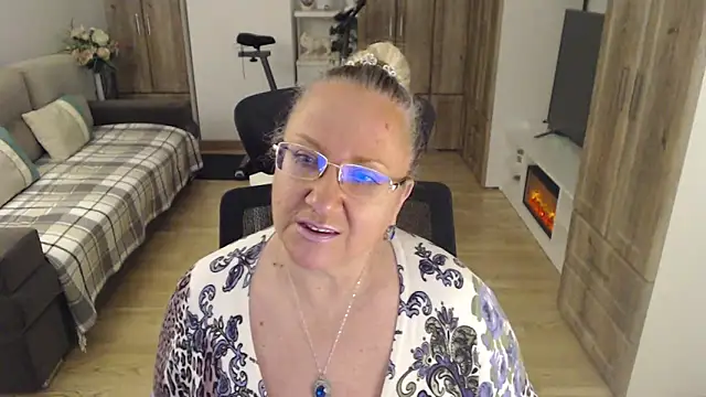 Raisshy online show from March 15, 5:48 pm