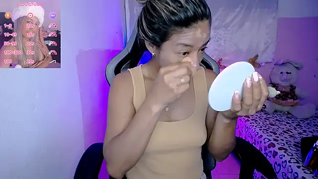 ninatiny online show from September 12, 9:42 am