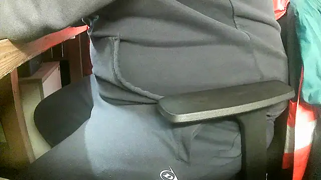 Snapshot of Cygnus58topchef chatting on October 31, 3:02 pm Cygnus58topchef online show from October 31, 3:02 pm