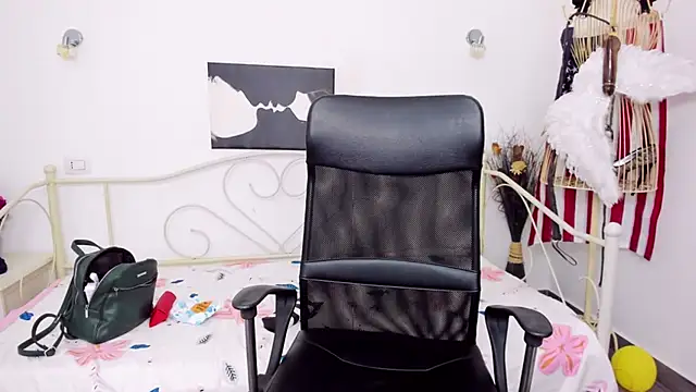 Snapshot of jessystarr chatting on February 1, 7:02 pm jessystarr online show from February 1, 7:02 pm