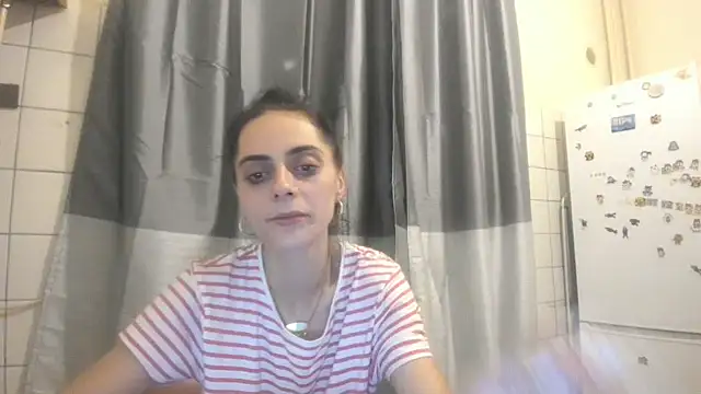 Snapshot of jessystarr chatting on October 14, 9:37 pm jessystarr online show from October 14, 9:37 pm