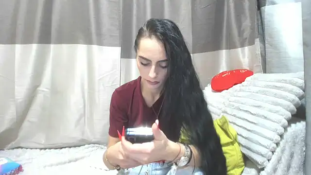 Snapshot of jessystarr chatting on November 13, 4:39 pm jessystarr online show from November 13, 4:39 pm