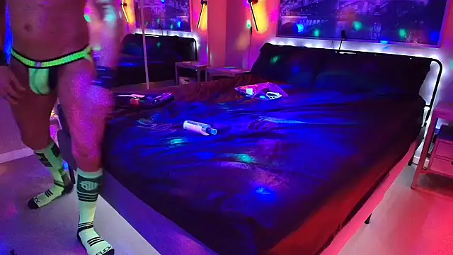 MikyFoxx online show from April 3, 7:50 am