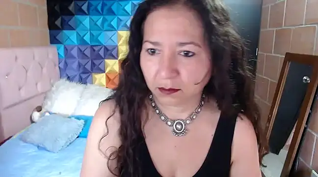 katifoxx online show from March 21, 3:02 pm