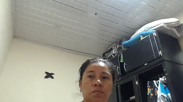 adrixxx38 online show from May 29, 7:45 pm