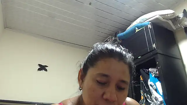 adrixxx38 online show from June 3, 3:20 am