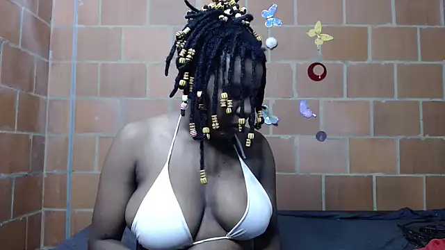 Snapshot of Magaharper10 chatting on May 5, 9:56 pm Magaharper10 online show from May 5, 9:56 pm