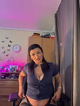Hotangel75 online show from May 5, 8:44 am