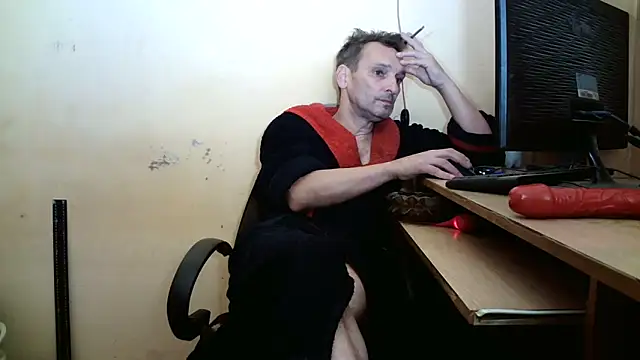 dundyFocus online show from October 11, 8:35 am