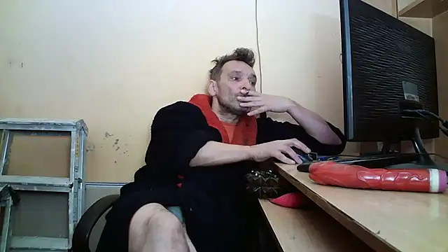 dundyFocus online show from April 17, 7:44 am