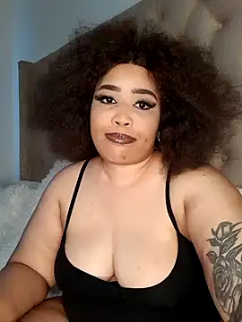 Snapshot of CAMMII_ chatting on December 30, 11:15 am CAMMII online show from December 30, 11:15 am