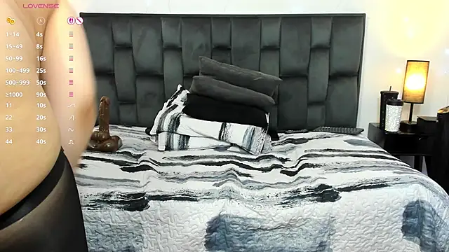 MartinaMadisson online show from February 24, 2:09 am