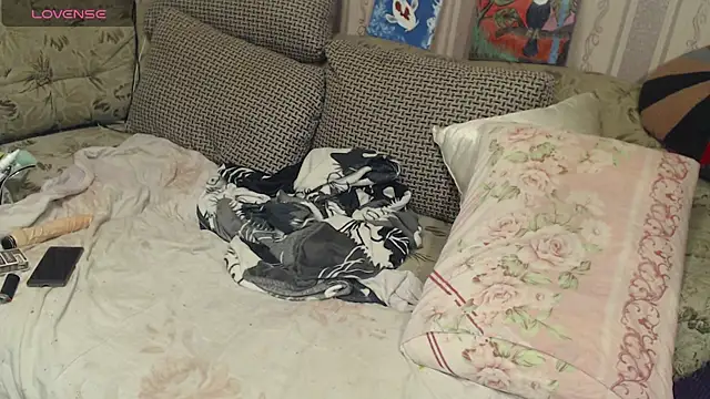 FancyLily online show from January 5, 7:28 pm