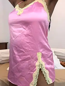 Snapshot of angelwavy chatting on November 4, 12:32 am angelwavy online show from November 4, 12:32 am