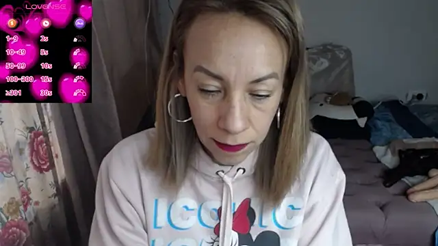 cristin doll  online show from February 20, 7:25 pm