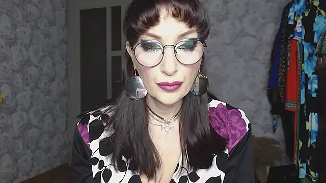 Aziza1 online show from March 30, 1:45 pm