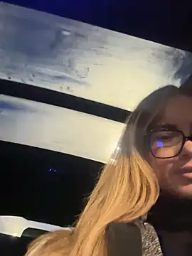 Etwas neugierig online show from January 31, 4:59 pm