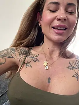 Etwas neugierig online show from March 8, 10:43 am