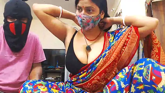 Elina Raj online show from February 5, 9:15 am