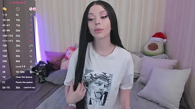 youreyesrgasm online show from January 6, 8:35 am