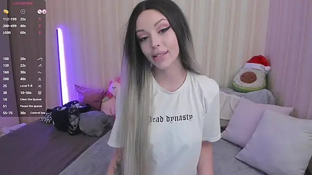 youreyesrgasm online show from January 18, 8:31 am