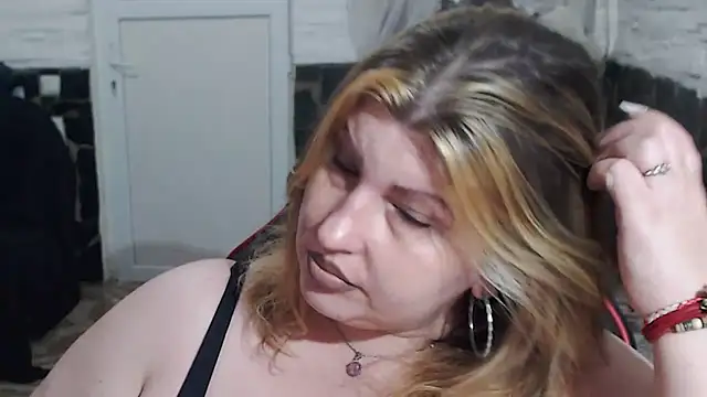 piticaforever online show from January 14, 9:52 pm