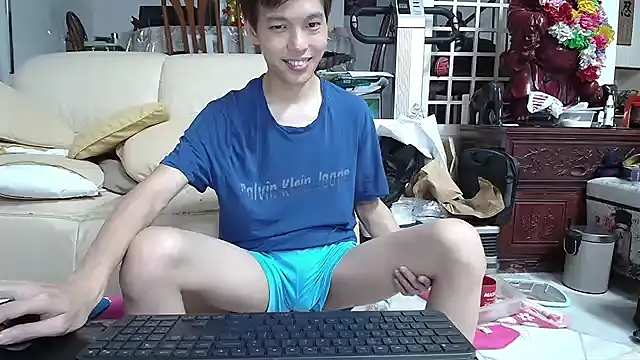 andrewooi online show from December 6, 7:56 pm