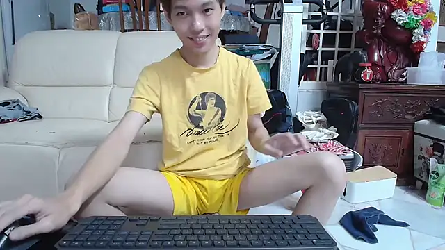 andrewooi online show from March 9, 2:10 pm