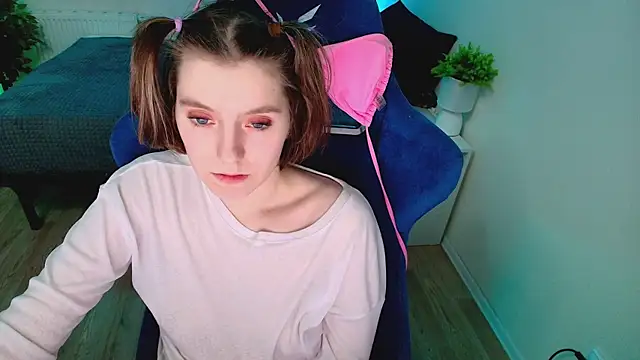 CranberryHot online show from December 13, 7:53 pm