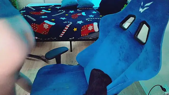 CranberryHot online show from February 23, 5:49 am