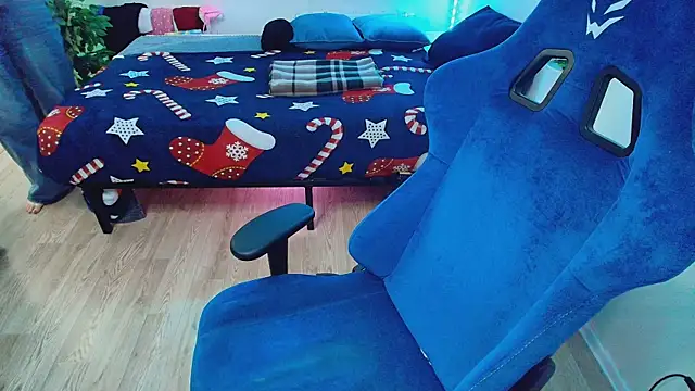 CranberryHot online show from April 16, 7:53 am