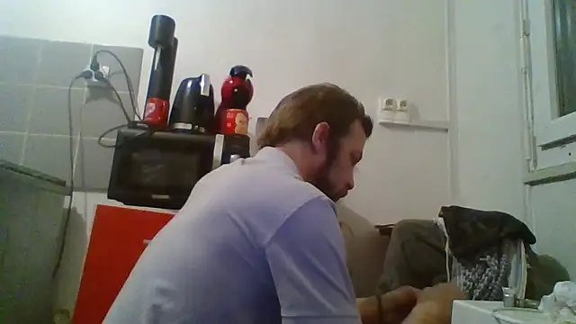 Snapshot of Myckeul chatting on February 5, 1:10 am Myckeul online show from February 5, 1:10 am