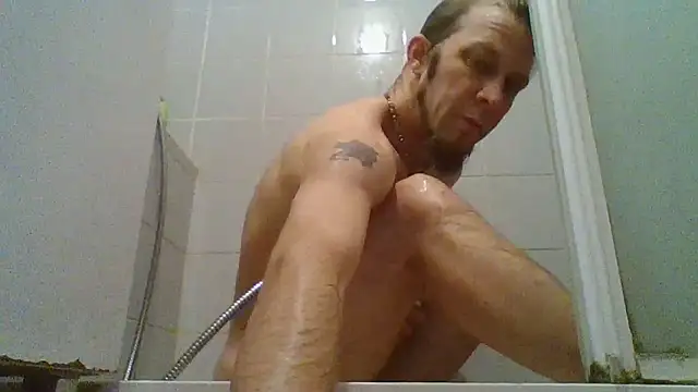 Snapshot of Myckeul chatting on February 19, 9:22 pm Myckeul online show from February 19, 9:22 pm