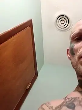 Casey884life online show from March 31, 11:38 pm