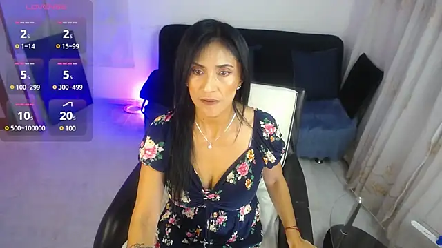  steffy  online show from March 4, 11:43 pm