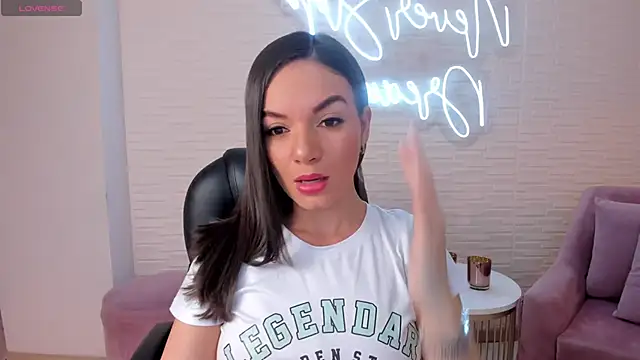 MorganHicks online show from March 17, 7:04 pm