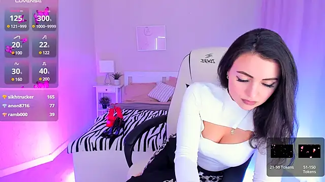 HelenaRegal online show from February 2, 4:32 pm