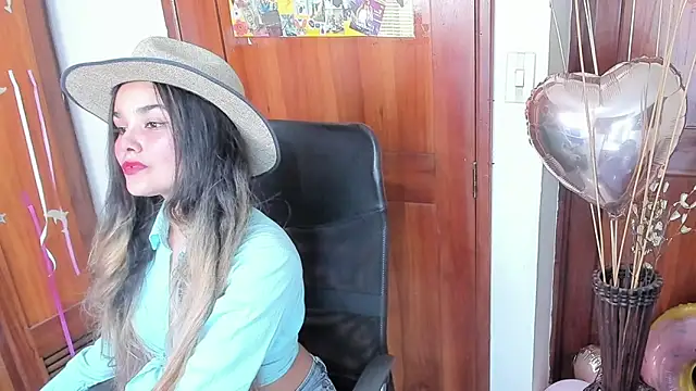 DestinyHills online show from September 12, 1:49 am