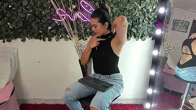 DestinyHills online show from September 25, 12:20 pm