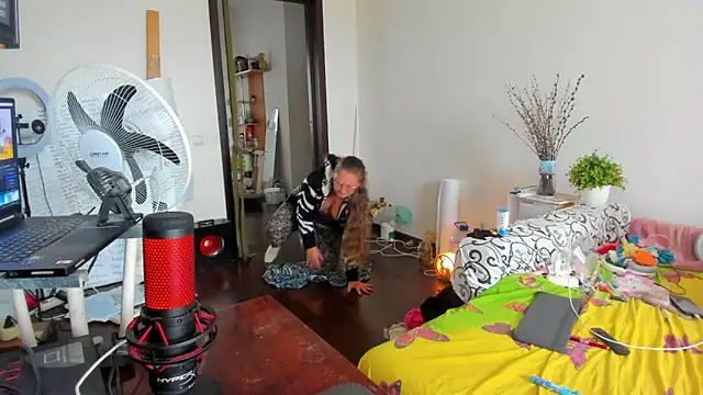 IamYourNarcotic online show from October 21, 11:44 am