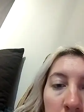 Snapshot of Mllesha74000 chatting on December 1, 4:29 pm Mllesha74000 online show from December 1, 4:29 pm