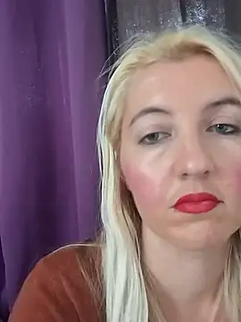 Snapshot of Mllesha74000 chatting on October 31, 1:34 pm Mllesha74000 online show from October 31, 1:34 pm