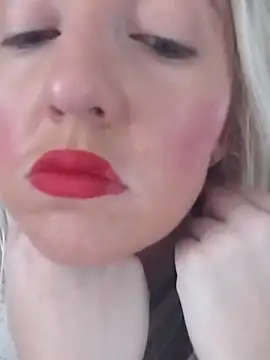 Snapshot of Mllesha74000 chatting on November 2, 1:02 pm Mllesha74000 online show from November 2, 1:02 pm