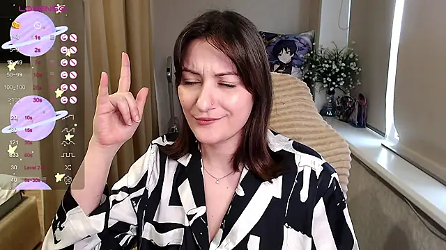 Snapshot of elise_sweet chatting on September 24, 2:04 am elise sweet online show from September 24, 2:04 am