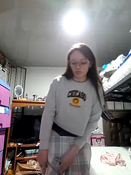 linda-schmidt online show from November 28, 4:15 am