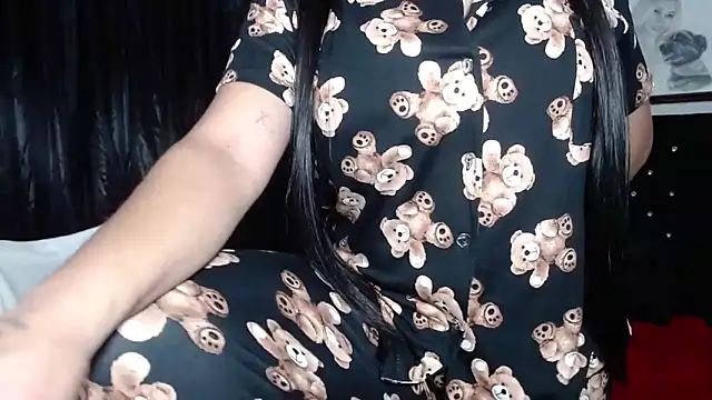 Snapshot of venuz_mendoza20 chatting on February 6, 8:45 pm venuz mendoza20 online show from February 6, 8:45 pm