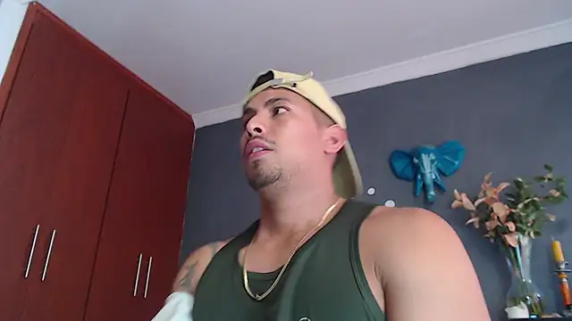 geirge teacherxx online show from December 13, 8:15 pm