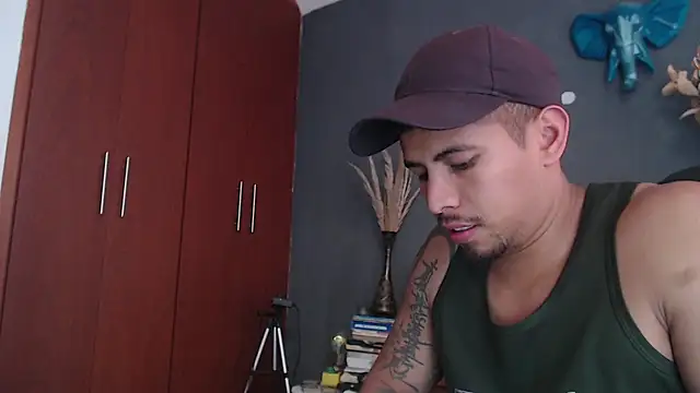 geirge teacherxx online show from January 21, 8:00 pm