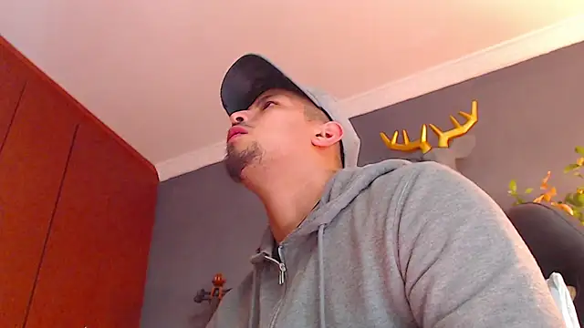 geirge teacherxx online show from March 21, 11:34 pm