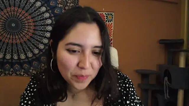 IntimateTales online show from December 17, 9:05 pm